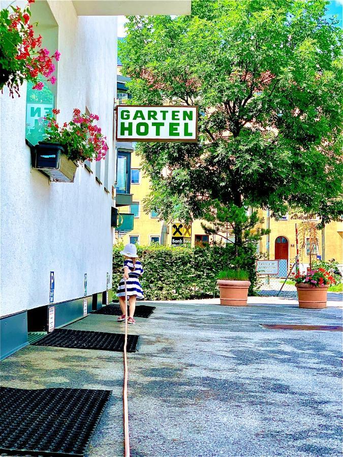 Gartenhotel Garni Pension B&B Innsbruck Exterior foto